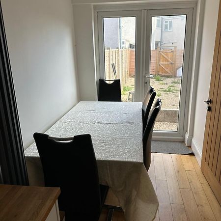 Small Room In Horfield 3 Bristol Luaran gambar