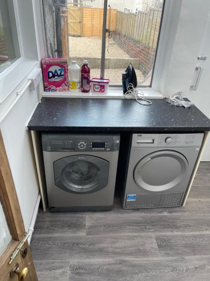 Small Room In Horfield 3 Bristol Luaran gambar